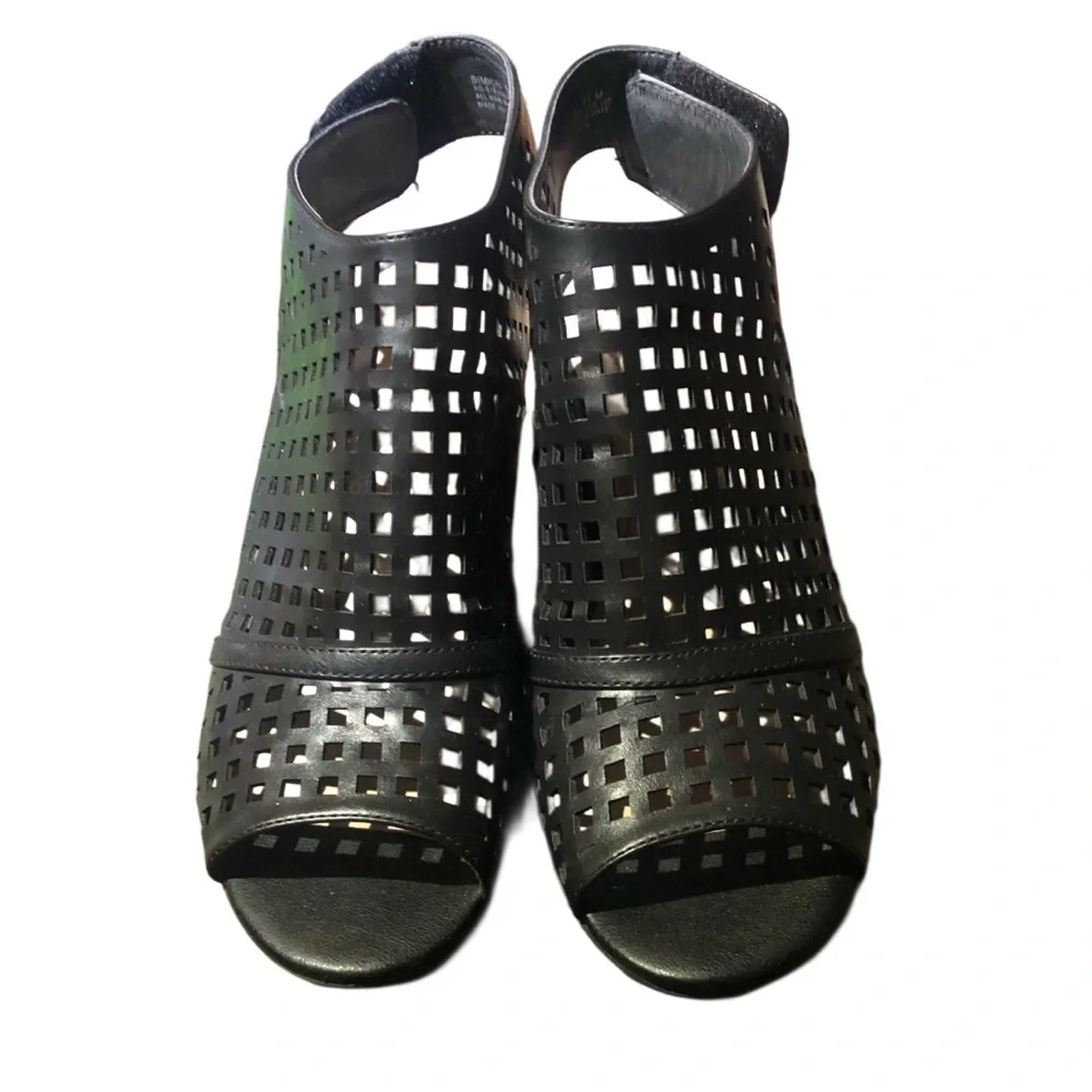 Kim Rogers Simion Open Toe Black Cutout Chunky Sandals Sz 11